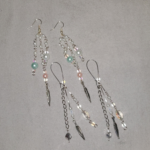 Fallen Angel Earring Set - Picture 1 of 5